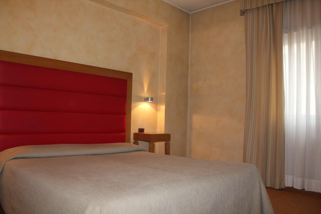Hotel Castello LʼAquila Eksteriør bilde